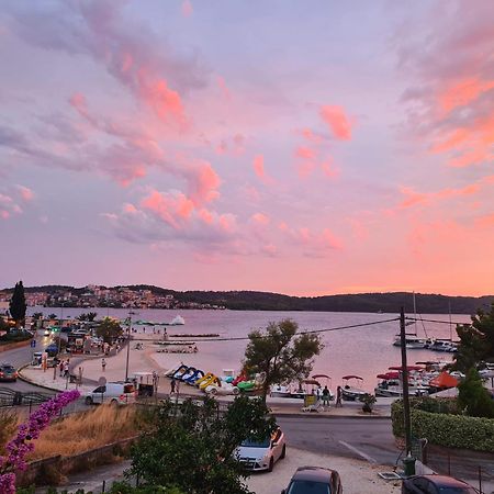 Apartman Simac Okrug Gornji Trogir Exteriér fotografie