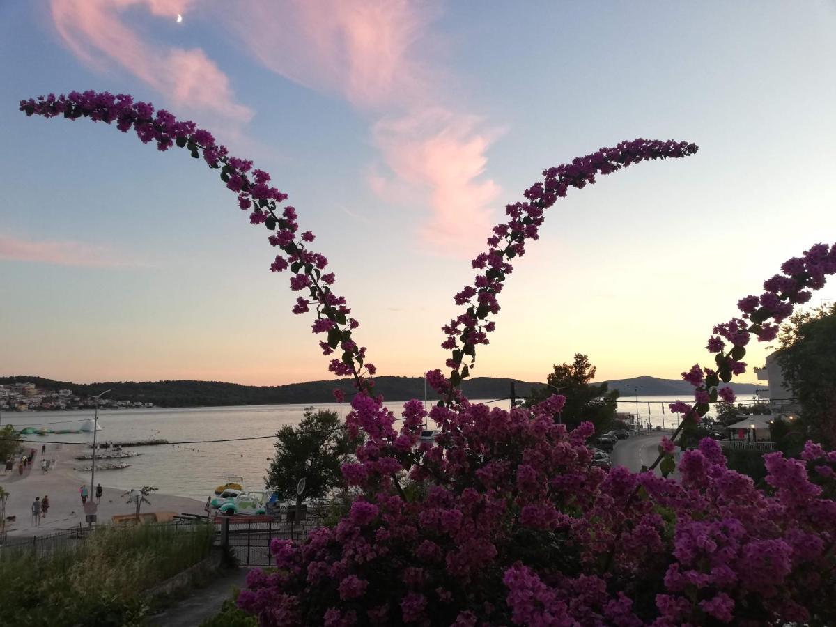 Apartman Simac Okrug Gornji Trogir Exteriér fotografie