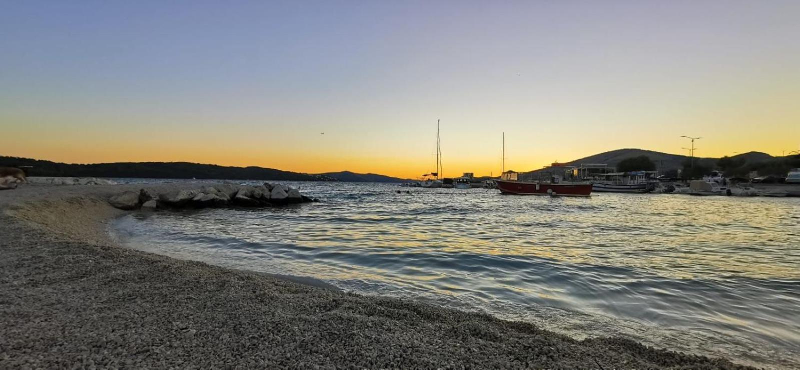 Apartman Simac Okrug Gornji Trogir Exteriér fotografie
